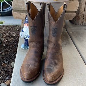 Chippewa cowboy boots